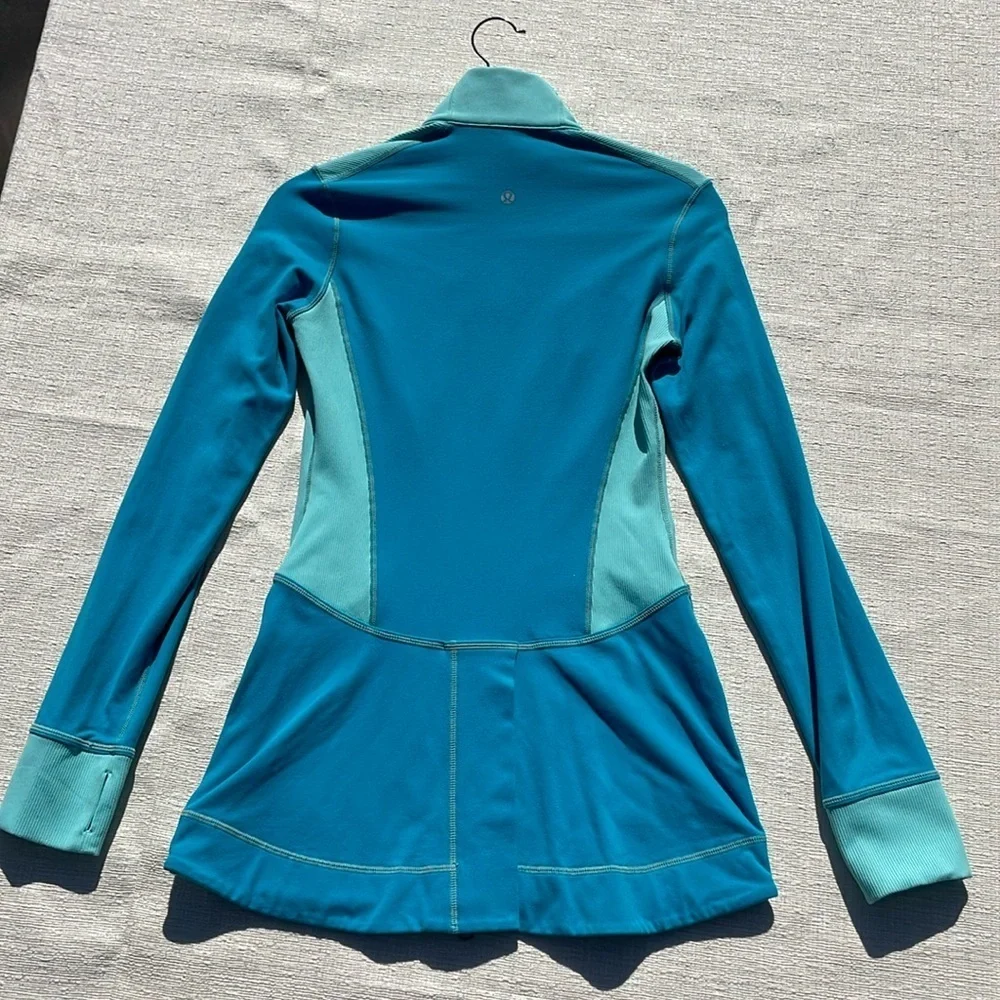 Lululemon Zip Down Slit Back Blue Jacket Shirt Womens Size  4 Stretch Casual Top